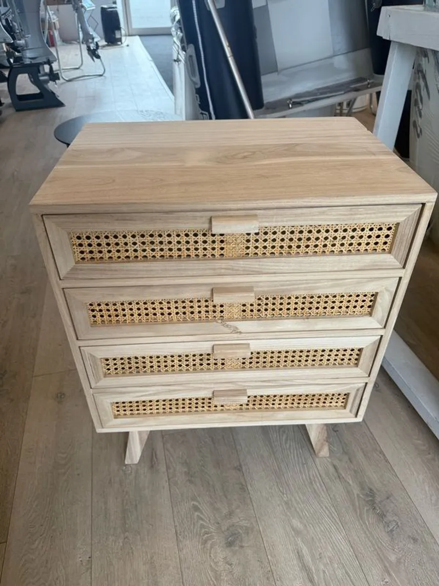 Ex Show House Furniture - 4 drawer locker / unit - Image 1