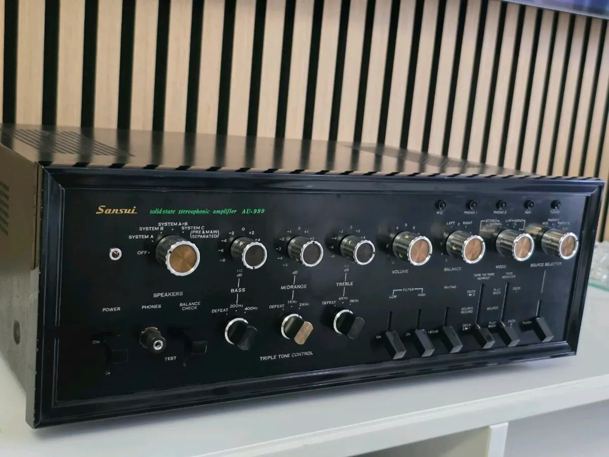 Sansui AU-999 high-end amplifier - Image 1