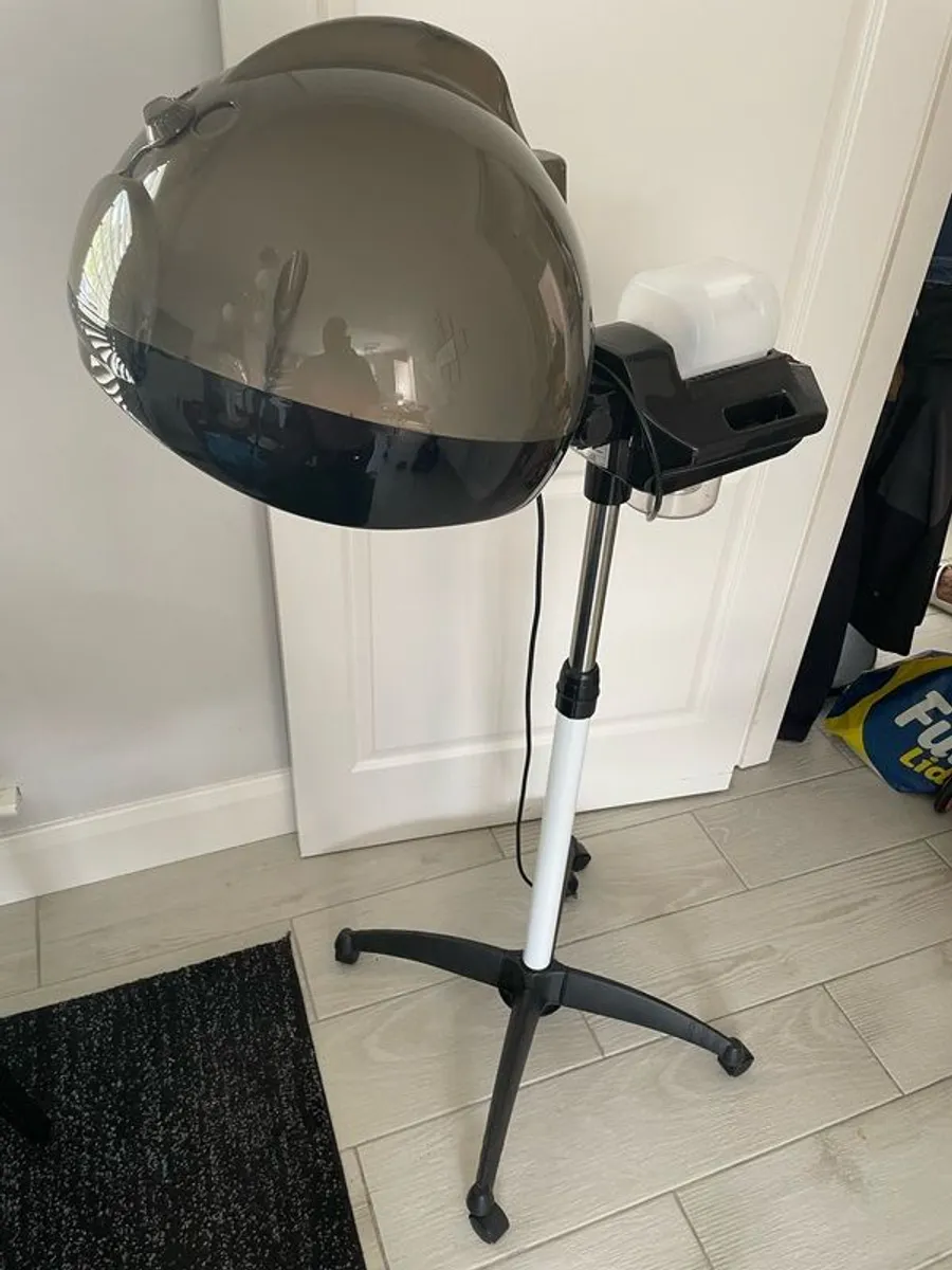 Hooded hair steamer - Image 1