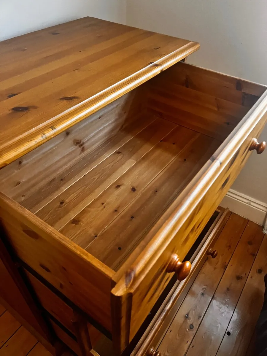 Chest of drawers for sale - Image 2