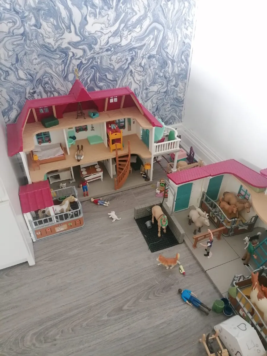 Schleich horses and accessories - Image 1