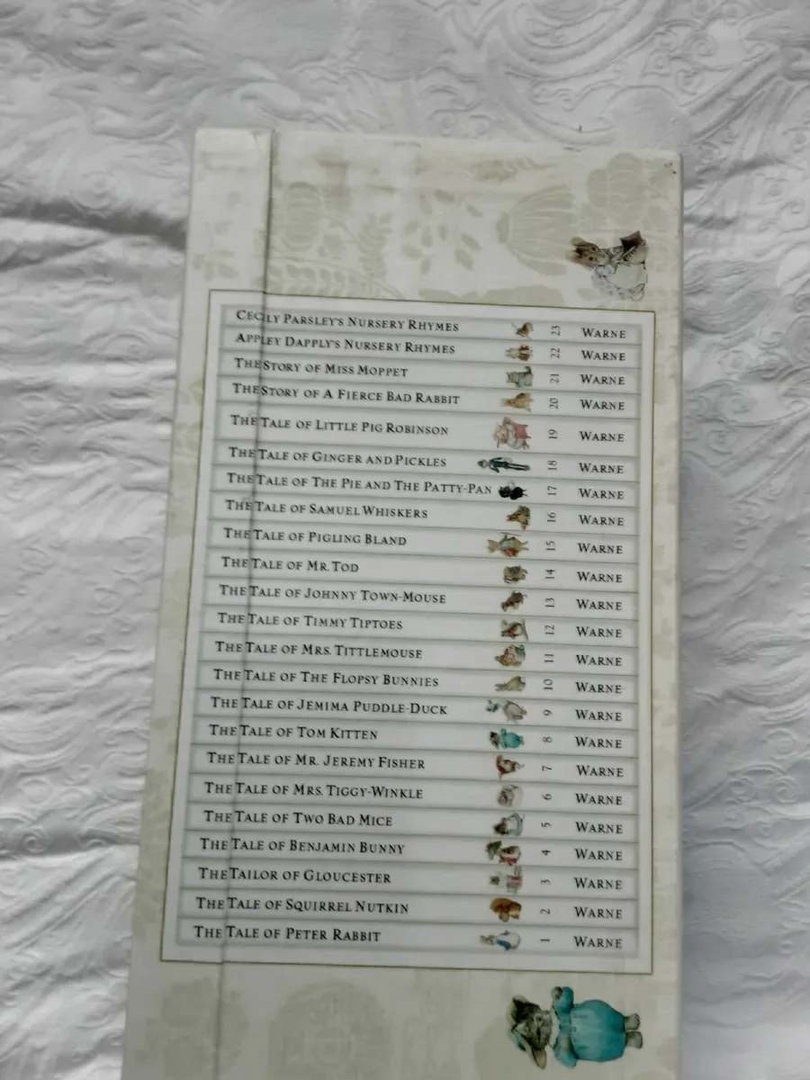 Kids selection of Beatrix Potter books new in box - Image 2