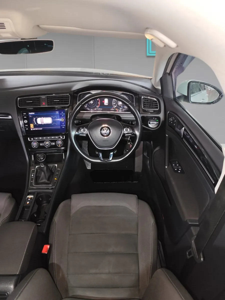 Golf R Line Low Millage - Image 3