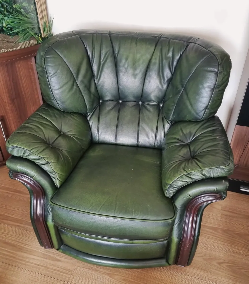 Sofa and 2 armchairs / Chesterfield set - Image 3