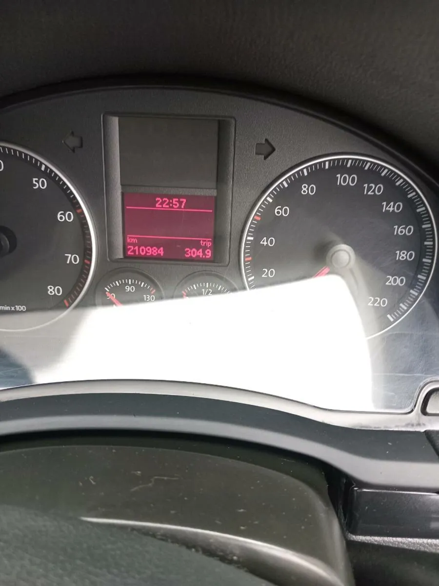 Volkswagen Golf GT 1.4 Petrol - Image 3