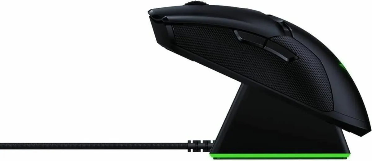 Razer Viper Ultimate like new - Image 2