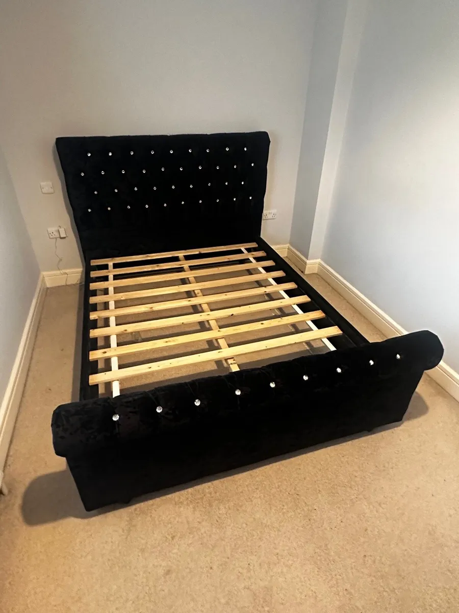 King size velvet bed frame - Image 4