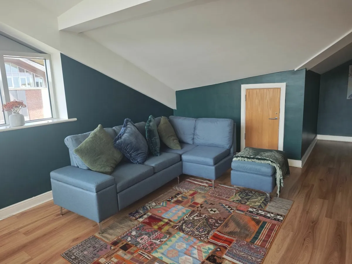 almost new sofa set collect in Dublin 18 - Image 1
