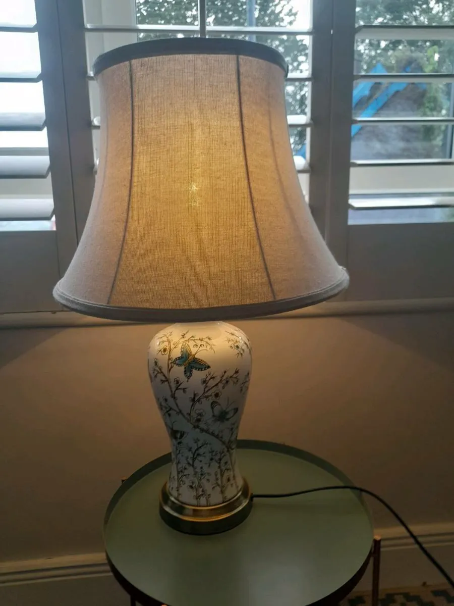 TABLE LAMPS X 2 - Image 1