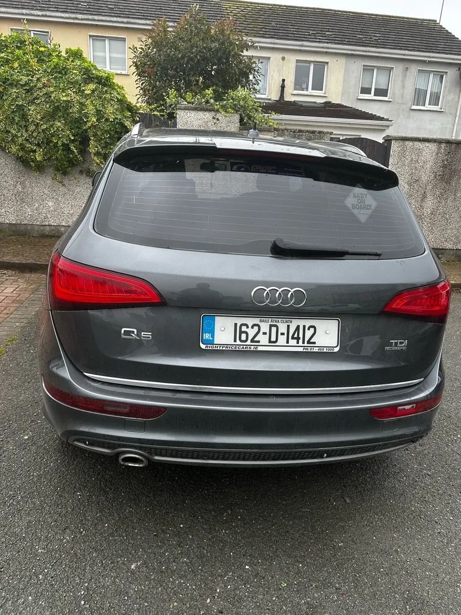 Audi Q5 - Image 2