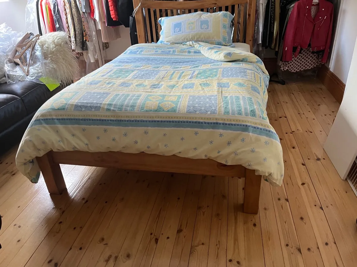 4ft Bed & Mattress - Image 1