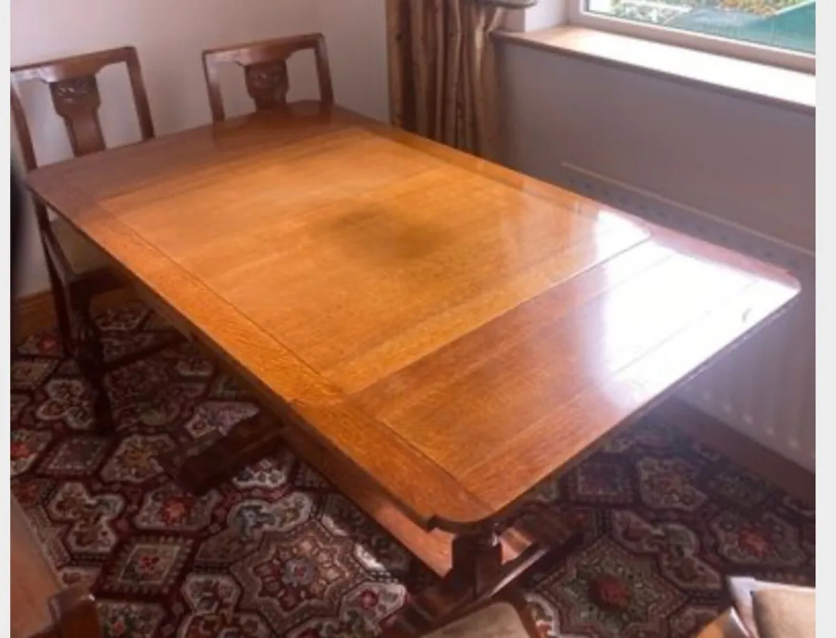 kitchen table and 4 chairs - Image 1