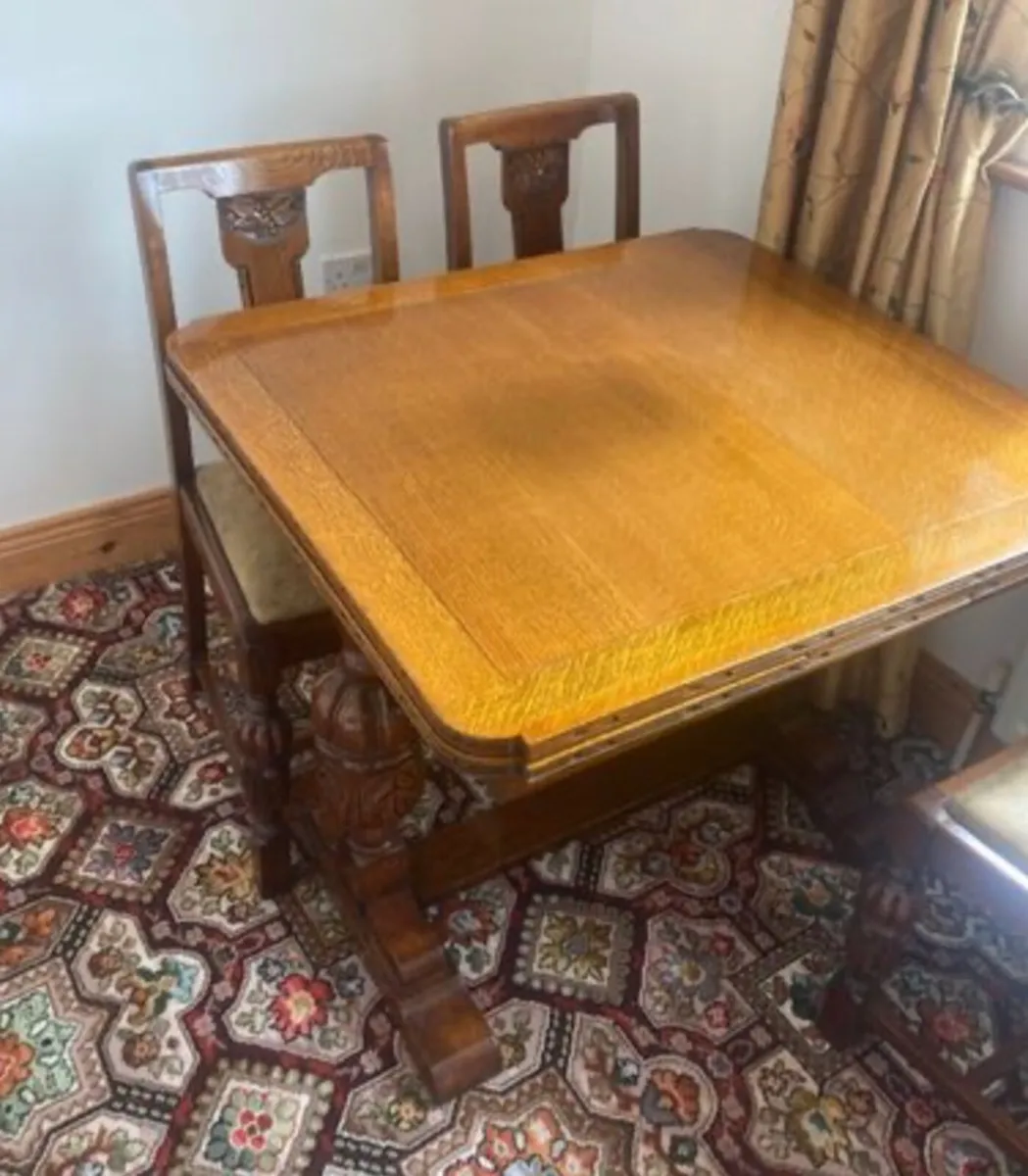 kitchen table and 4 chairs - Image 3