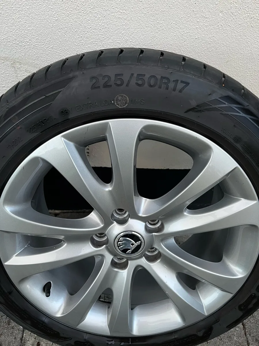Skoda VW Audi Seat Alloys 225/50/17 or 225/45/17 - Image 3