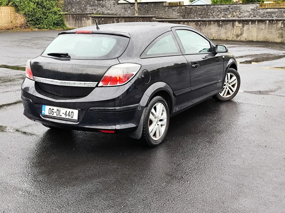 Opel Astra 2006 - Image 4