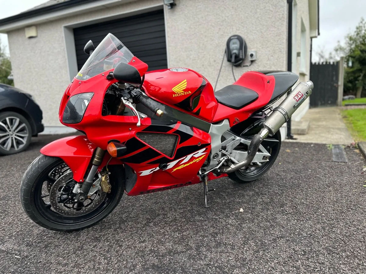 Honda VTR 1000 SP1 - Image 4