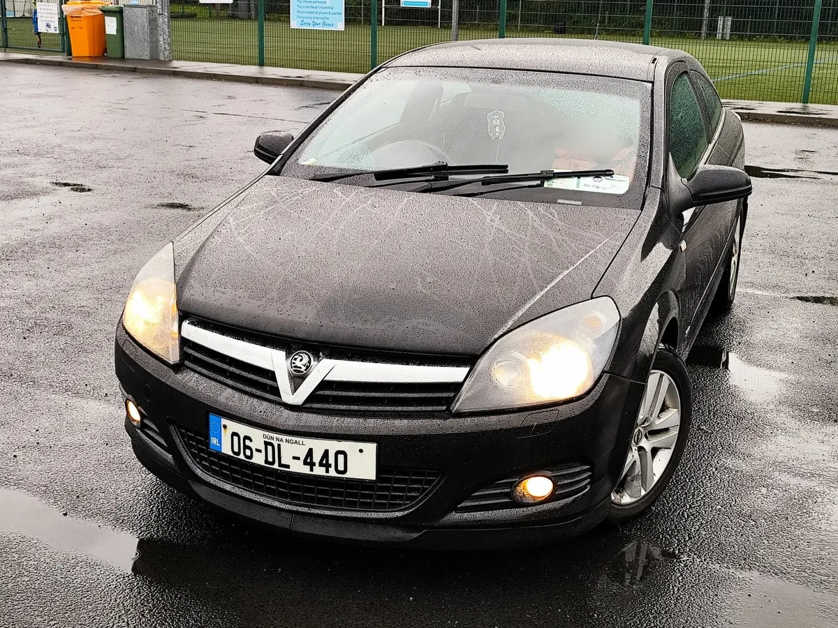 Opel Astra 2006 - Image 2