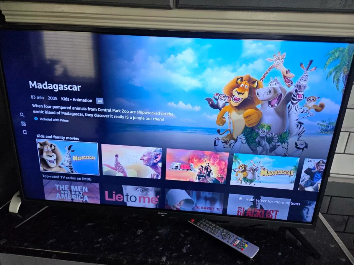Sharp smart tv - Image 1