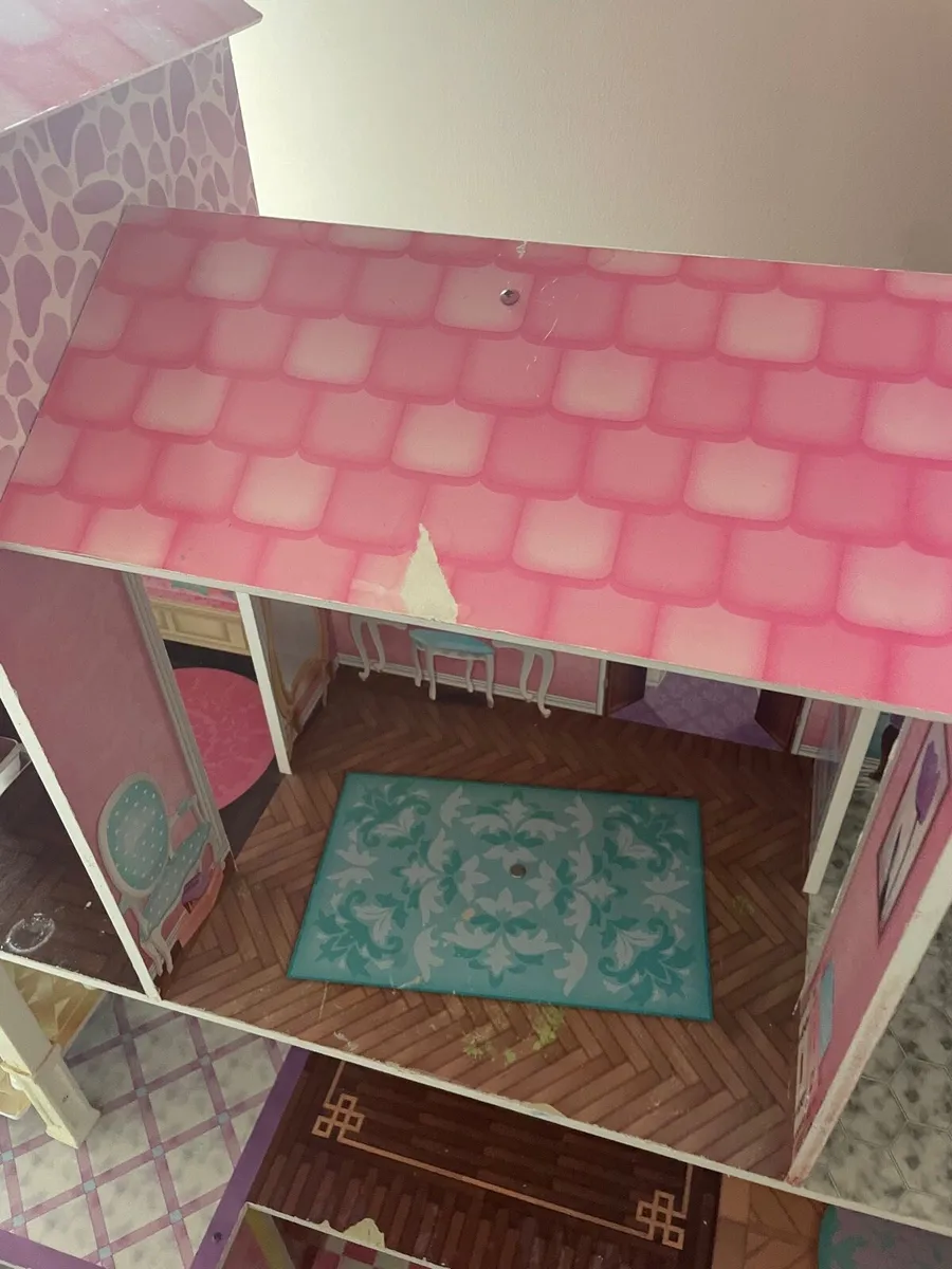 Large Dolls House - Image 3