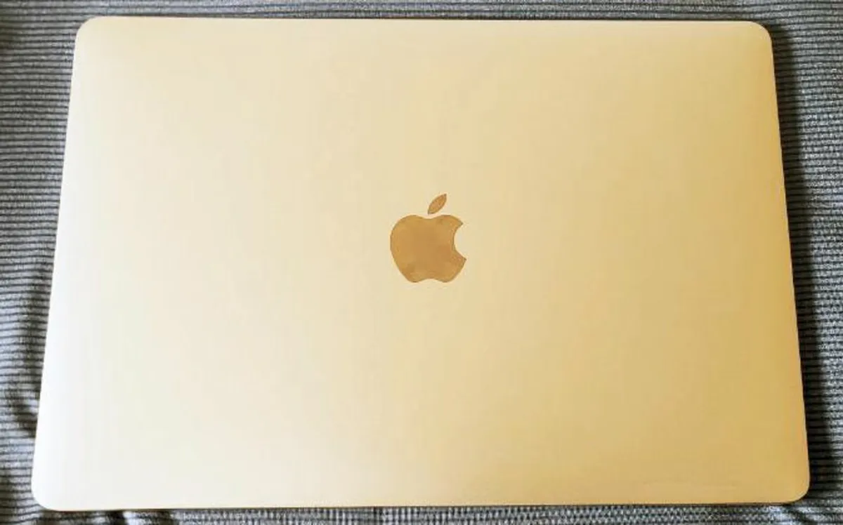 Apple MacBook Pro 13" A1989 2018 FOR PARTS REPAIR - Image 3