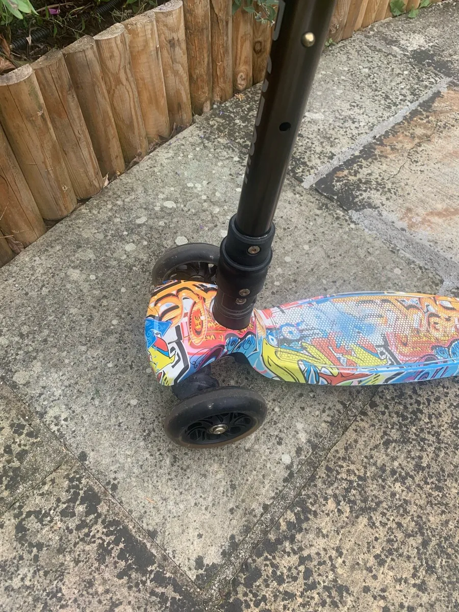 Child Scooter - Perfect for the School - Image 2