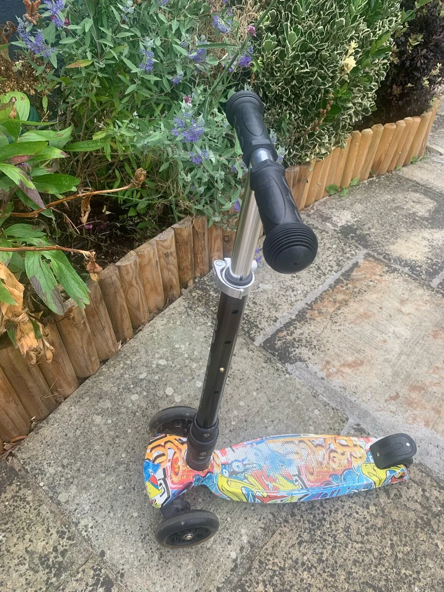 Child Scooter - Perfect for the School - Image 1