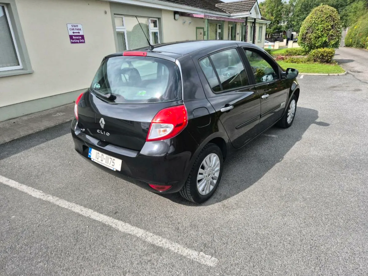 2010 renault clio low mileage - Image 3