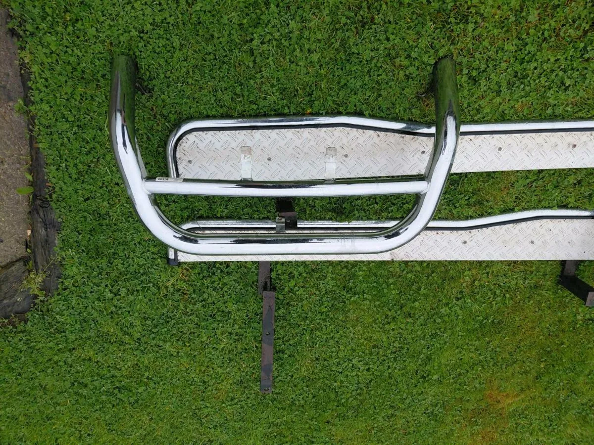 Bull bars and side steps - Image 2