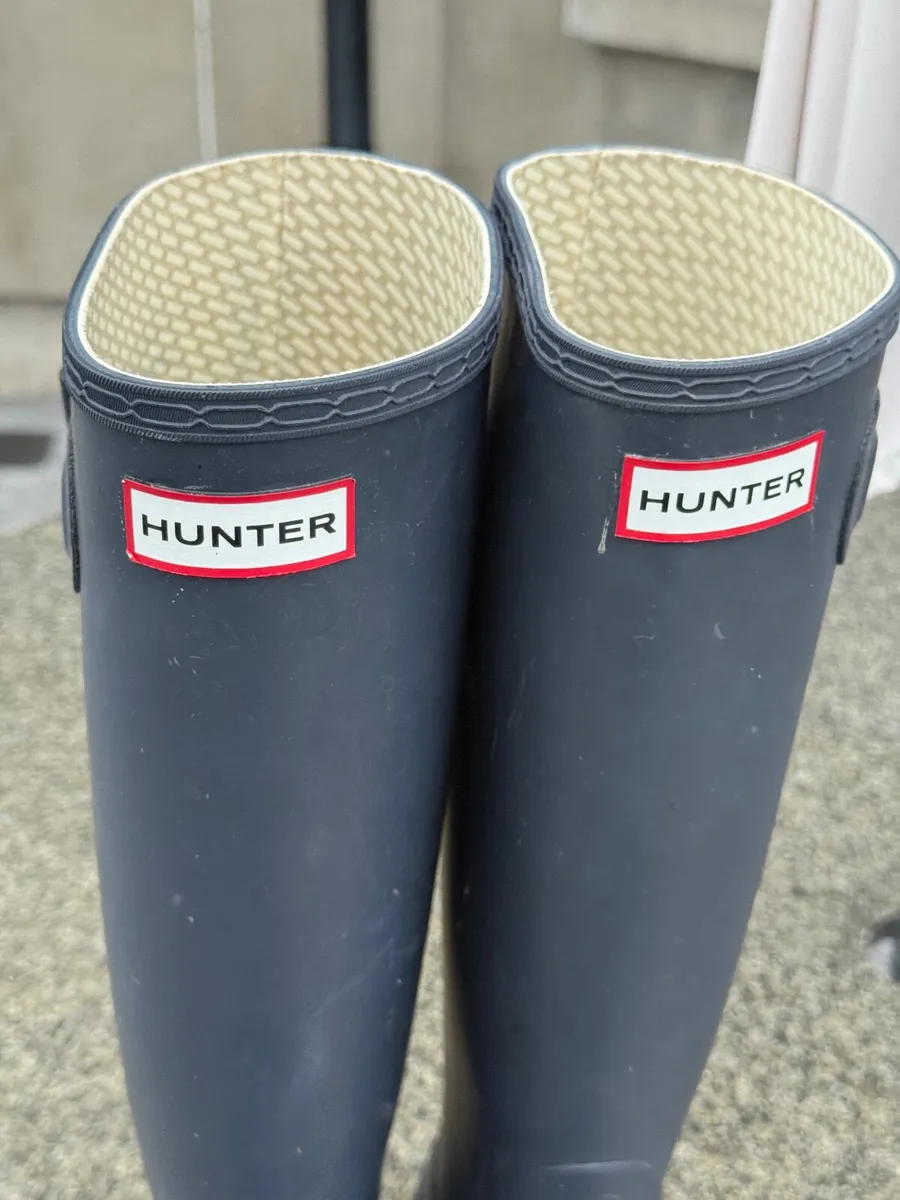 Hunter Womens Original Tall Wellies - Navy - Image 2