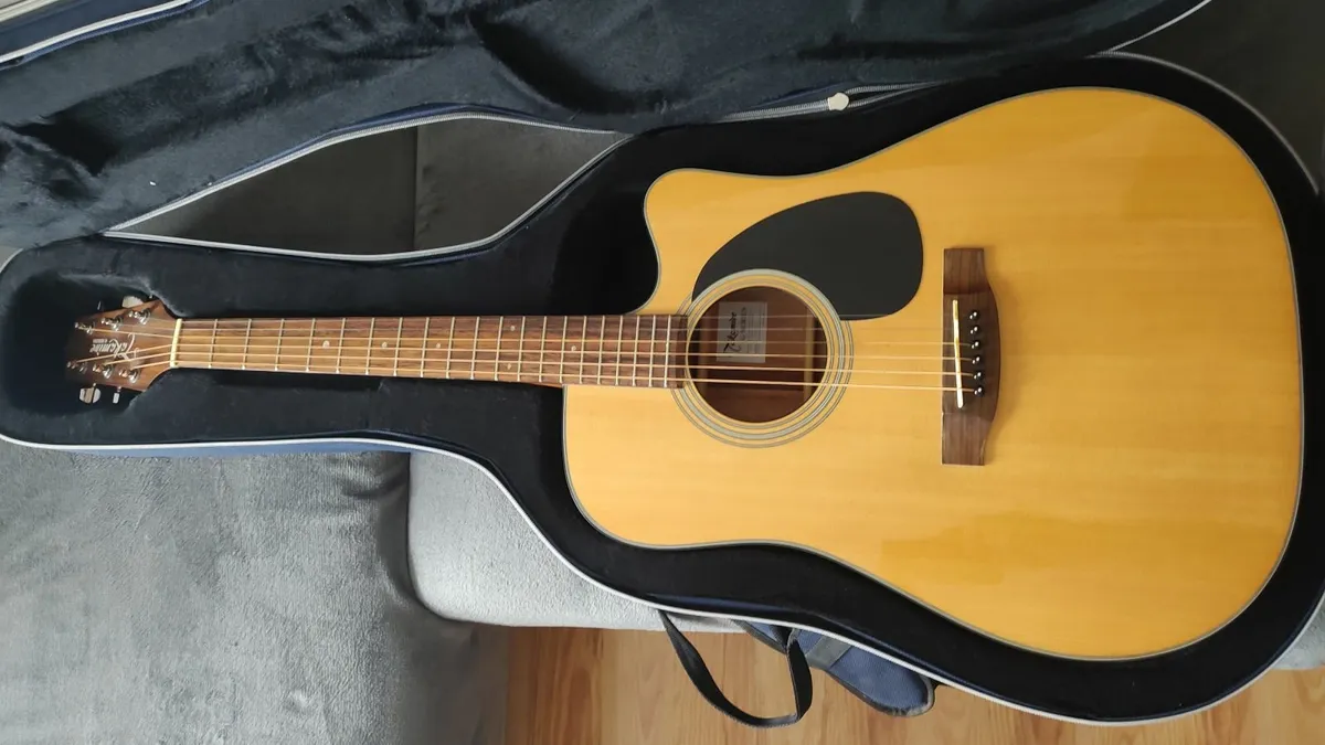 Takamine G Series EG320SC - Image 1