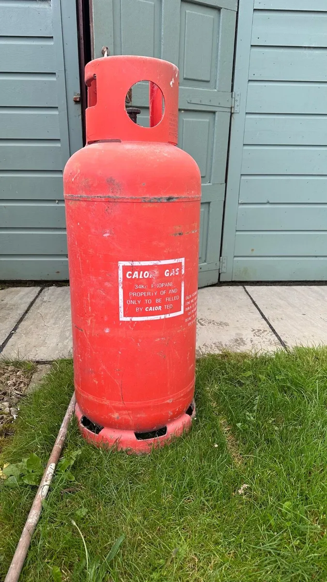 Gas cylinder - Image 1