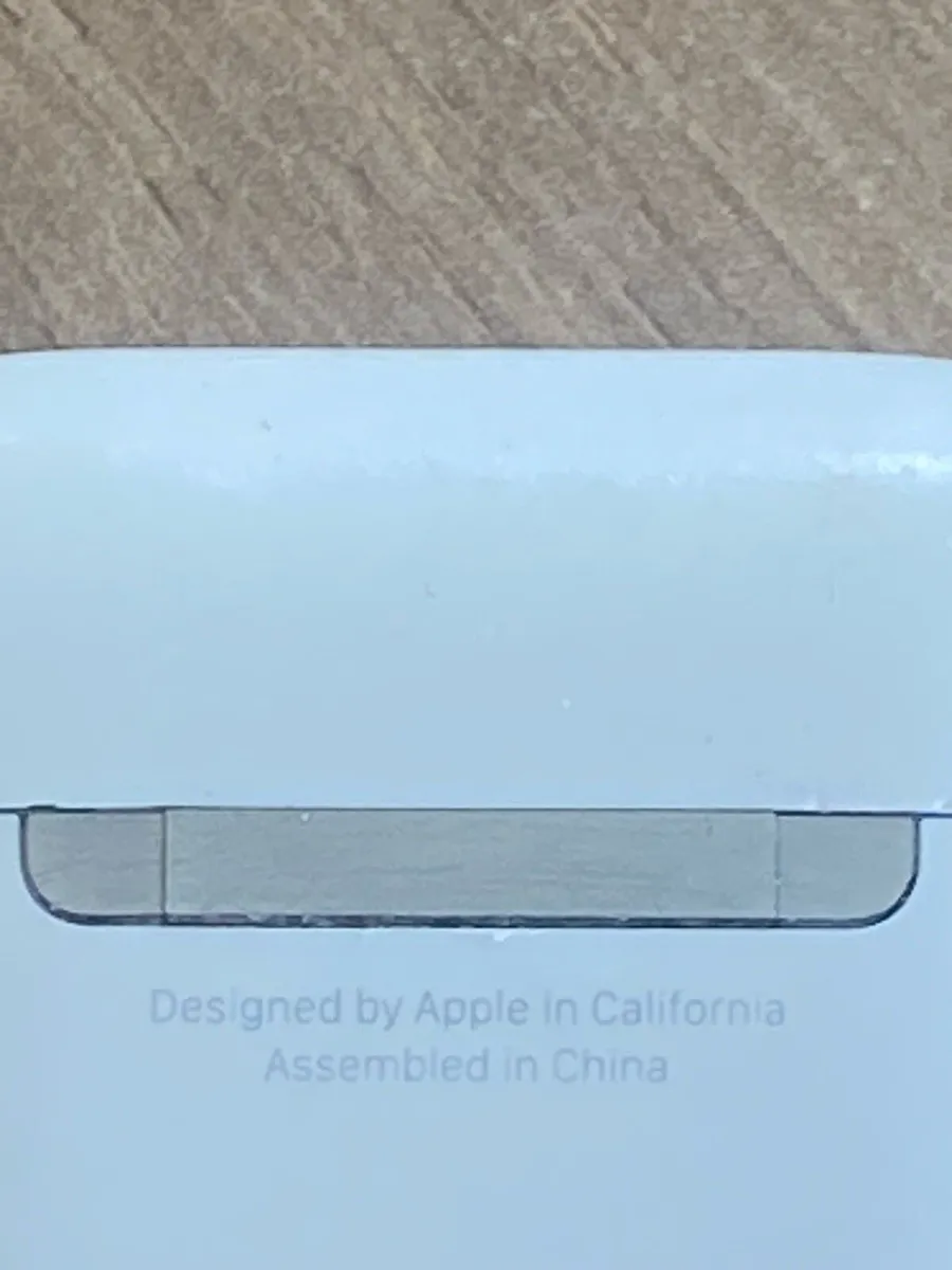 Real Apple Airpods - Image 3