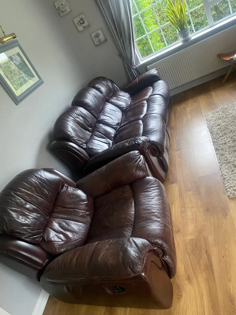 Couch - Image 1