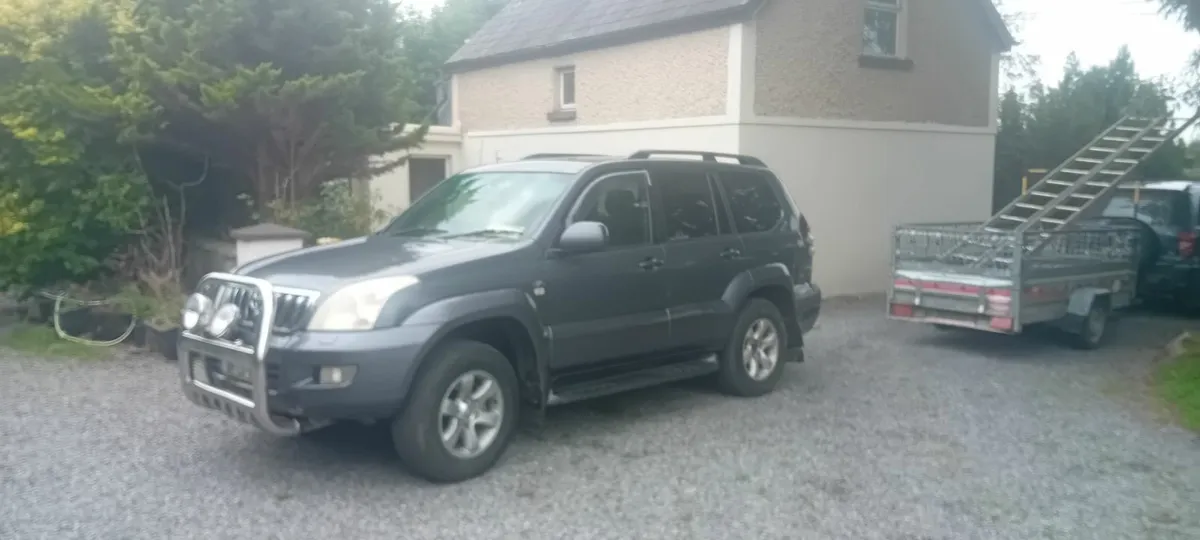 Toyota Land Cruiser 2006 - Image 2