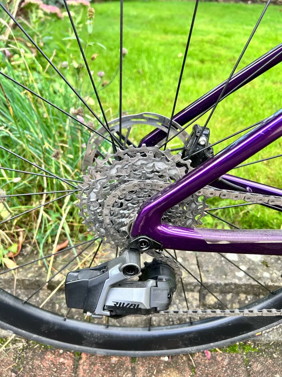 Carbon fibre- Merida Scultura 7000 -Size Small - Image 4