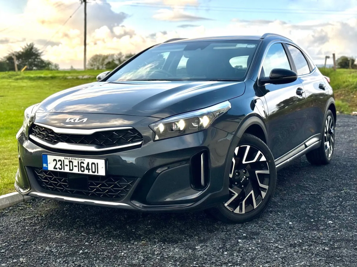 Kia Xceed 2023 5DR Petrol Plug-in Hybrid (PHEV) - Image 2