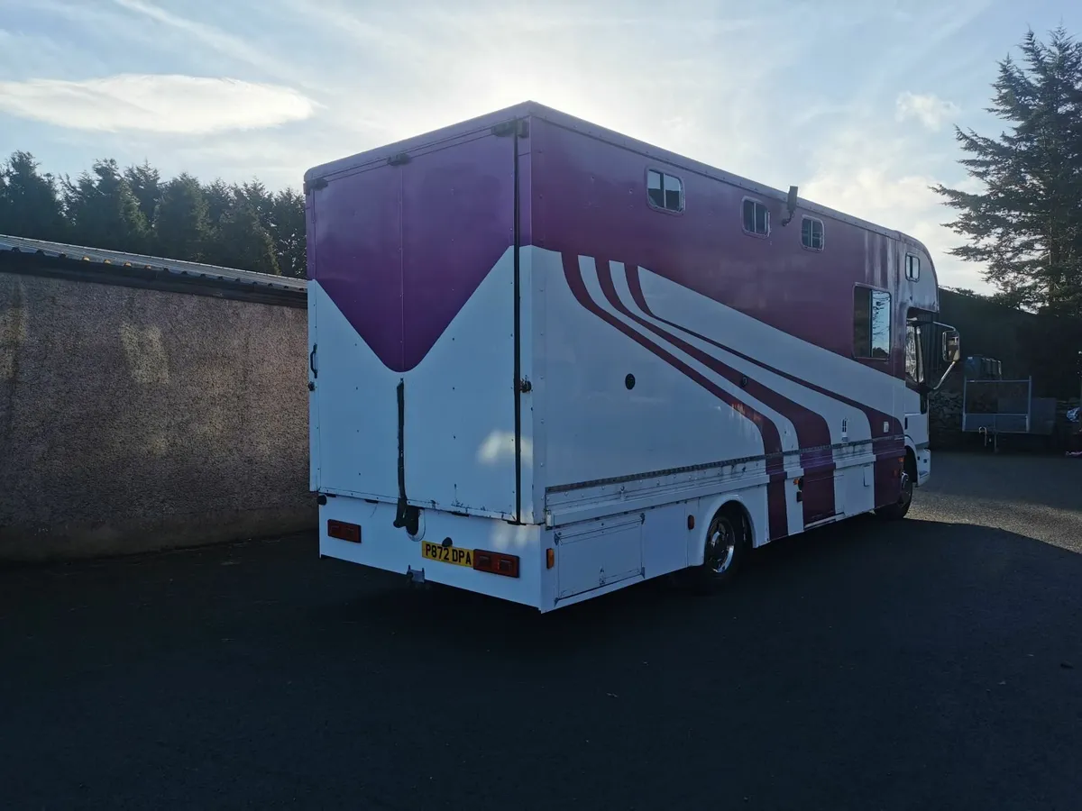 Horse Lorry - Image 3