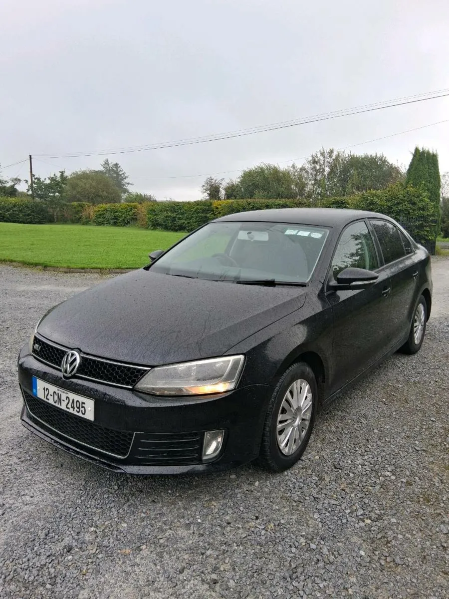 12 Vw Jetta Nct 8/26 - Image 1