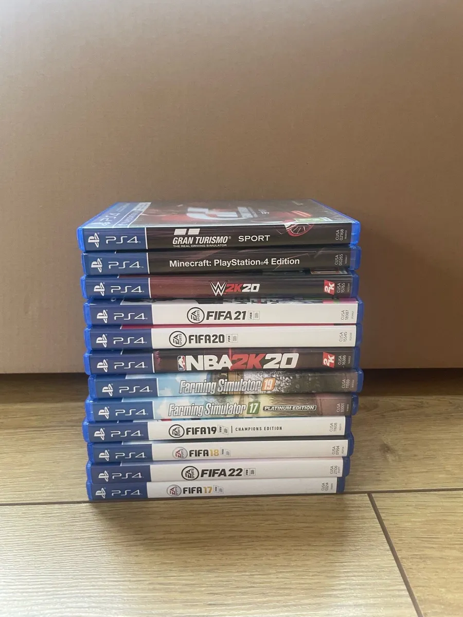 PS4 + 12 games - Image 3