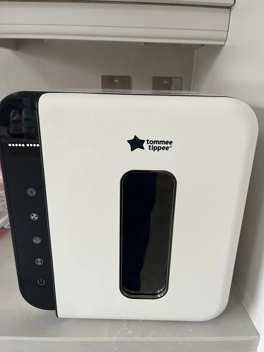 Tommee Tipee UV Steriliser - Image 1