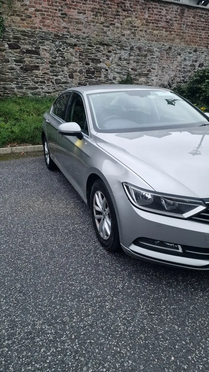 Volkswagen Passat 2015 - Image 4