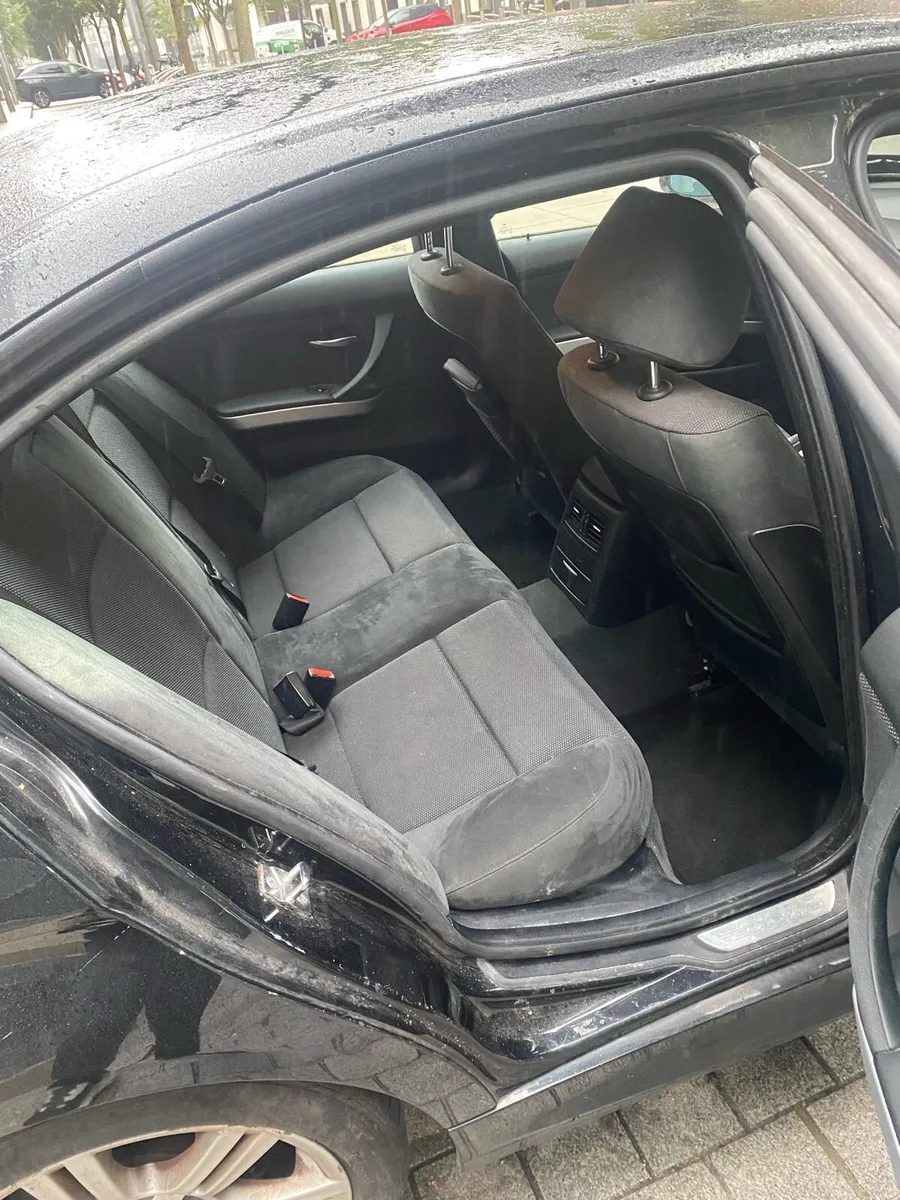 BMW 318i - Image 3