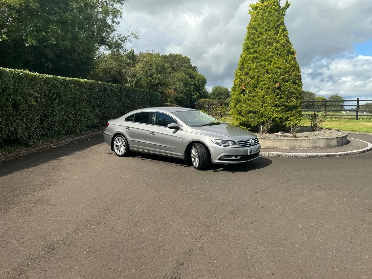 Volkswagen Passat 2015 - Image 1