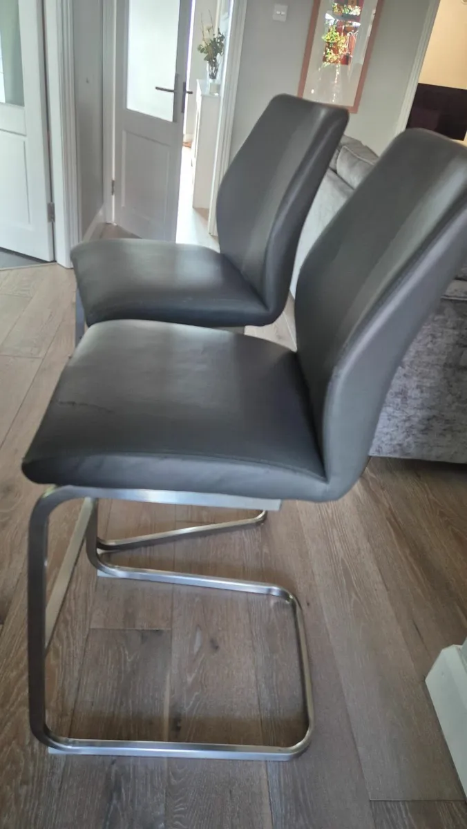 Bar stools - Image 1