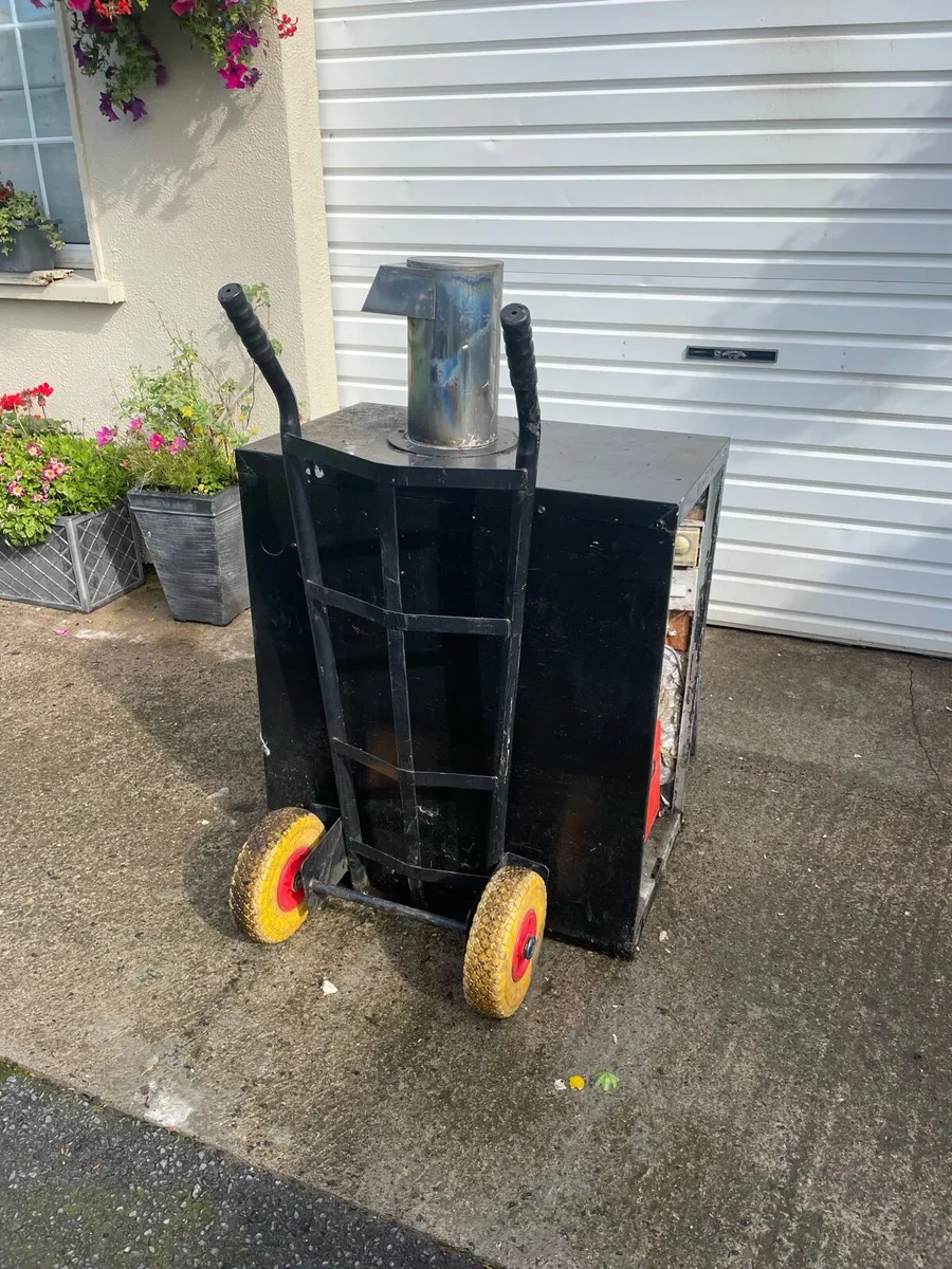 Oil boiler - Image 2