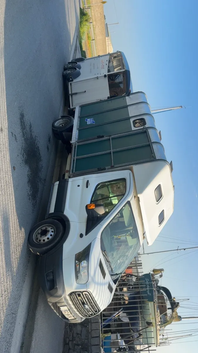 Ford transit horse box / livestock - Image 2