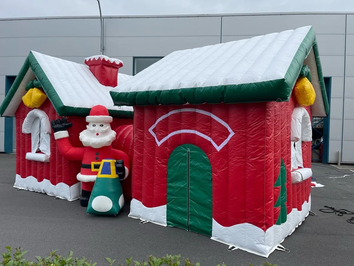 Inflatable santa grotto - Image 4