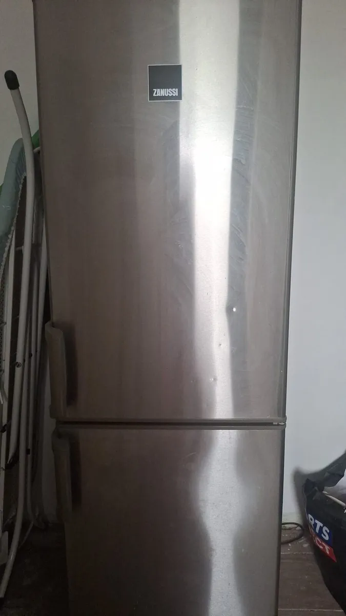 Fridge freezer - Image 1