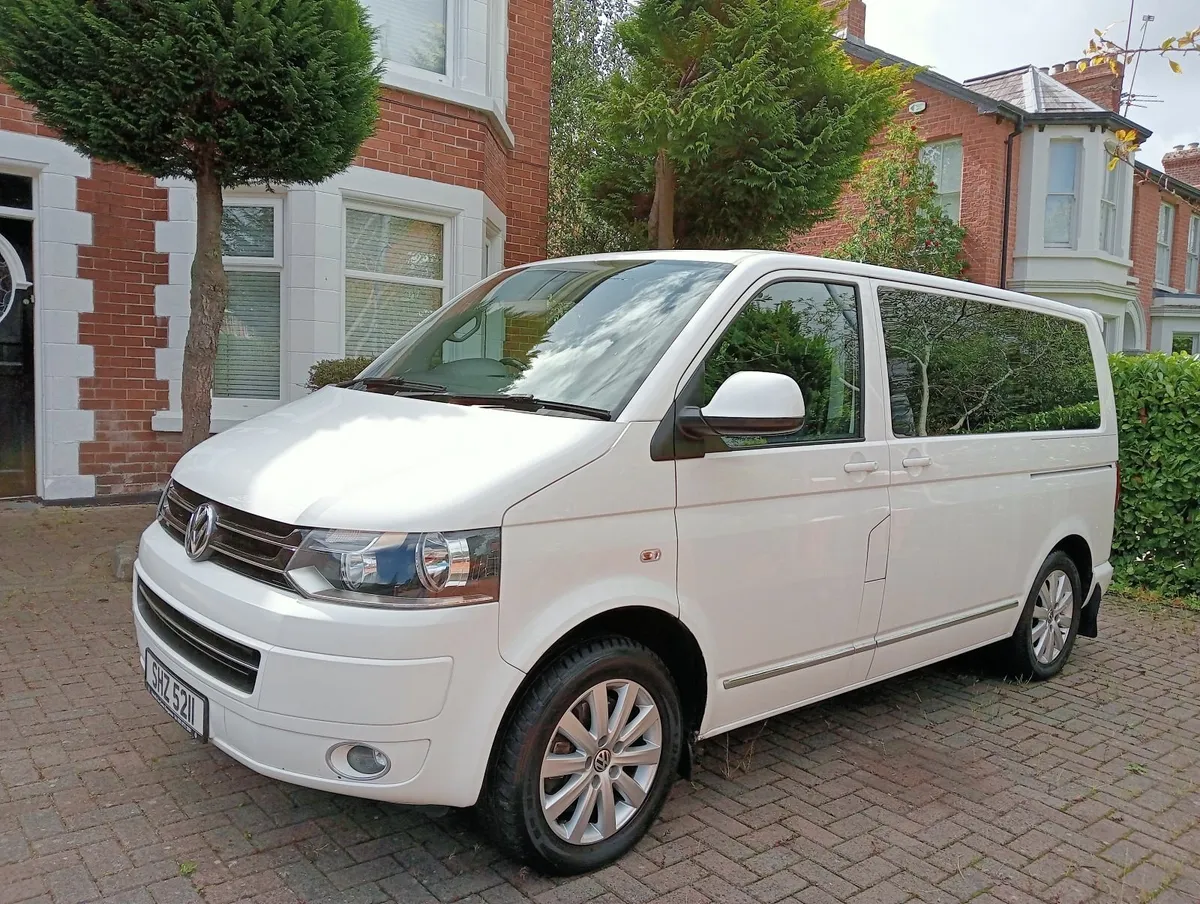 Volkswagen Caravelle 2014 - Image 1