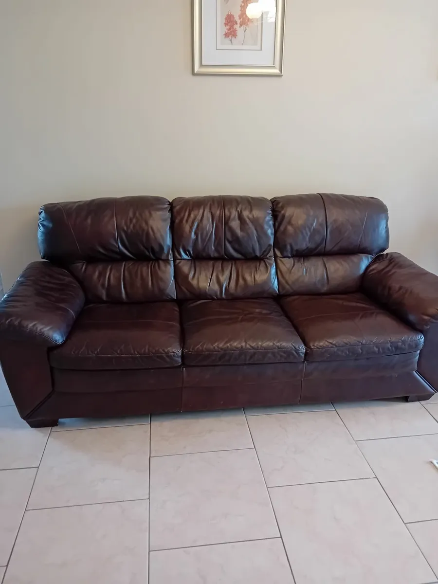 Sofa - Image 4